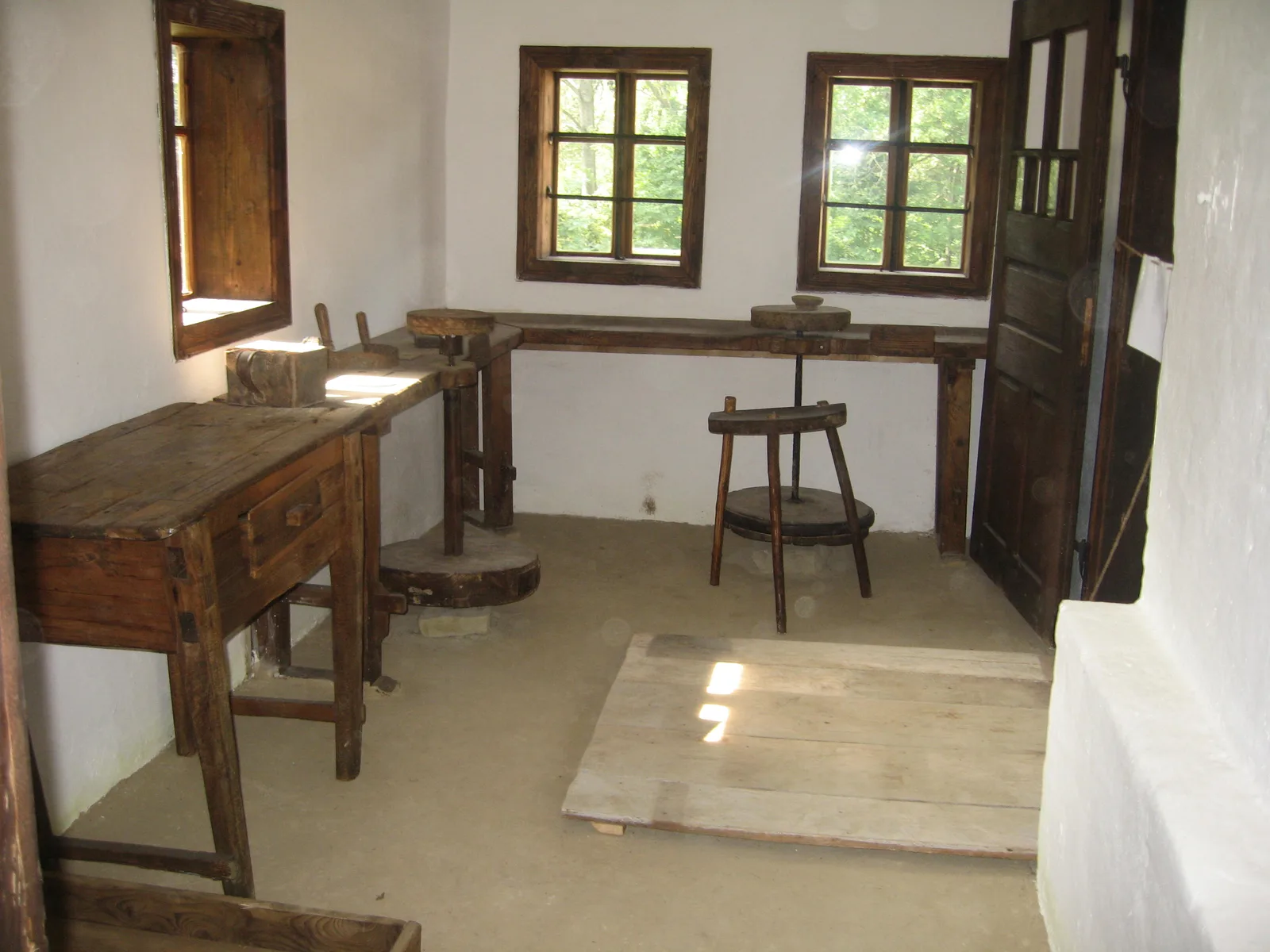 Atelier tradițional de olărit din Marginea, în muzeu