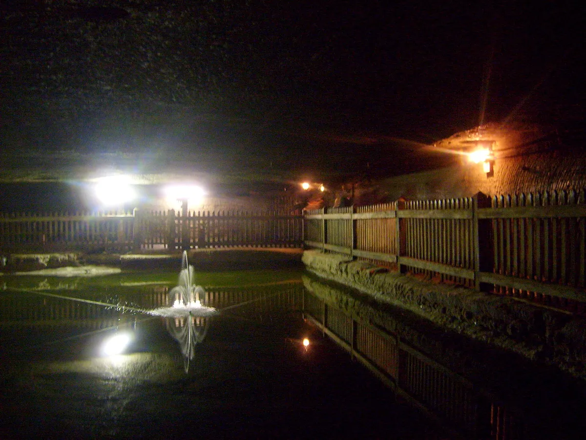 Lacul subteran din Salina Cacica